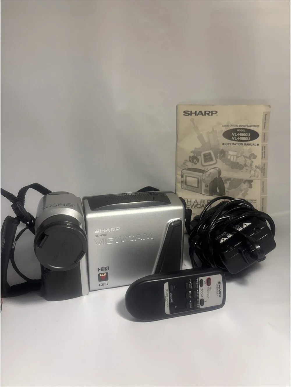 Sharp VL-H860U Camcorder Bundle